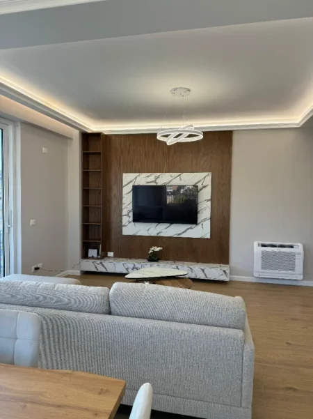 Vlore, shitet apartament 2+1 , 121 m² 280.000 € (Vlore)