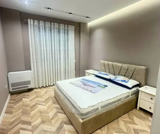 Tirane, shes apartament 2+1 Kati 7, 115 m² 340.000 € (9 Katëshet)