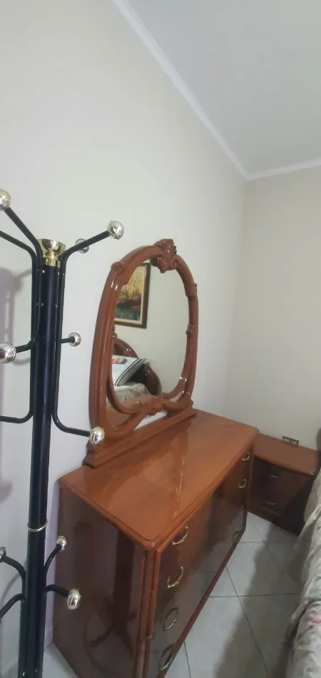 🏡 JEPET ME QERA HYRJA 4-KATESHE ME TIPOLOGJINE 2+1 TEK FUSHA E ALI DEMIT