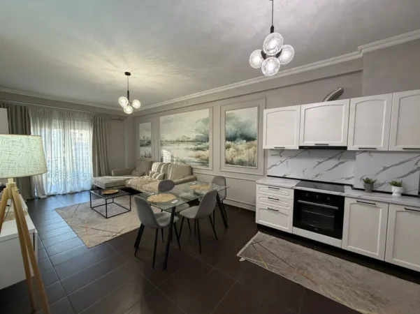 Tirane, shitet apartament 2+1+Ballkon Kati 6, 120 m² 270.000 €