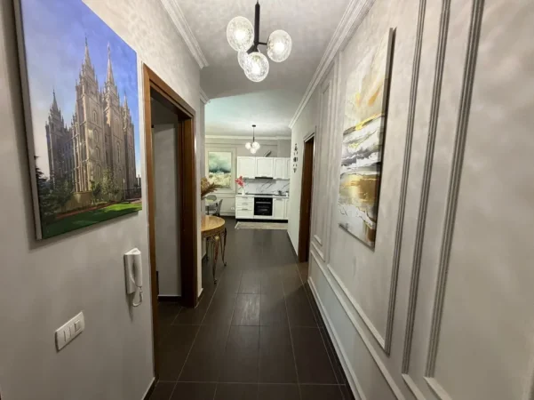 Tirane, shitet apartament 2+1+Ballkon Kati 6, 120 m² 270.000 €