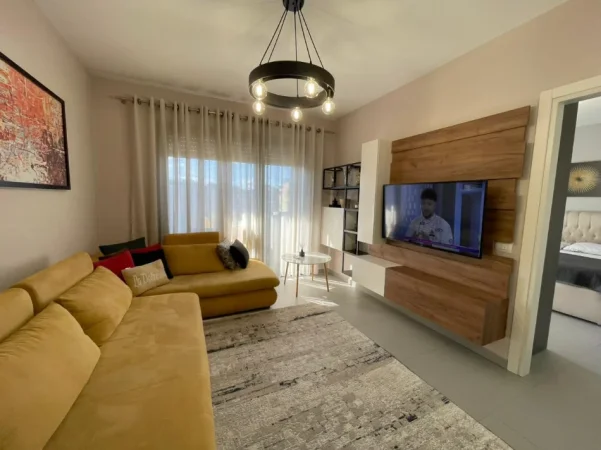 Tirane, jepet me qera apartament 1+1 Kati 7, 75 m² 800 € (Stadiumi Dinamo)