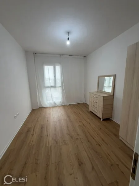 Tirane, jepet me qera apartament 2+1+Ballkon Kati 2, 98 m² 600 € (DON BOSKO)