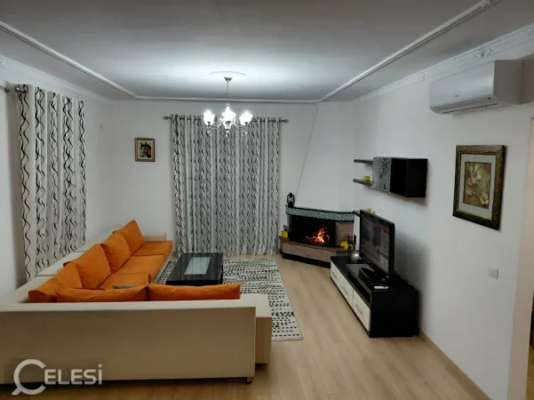 Tirane, jepet me qera Vile 2 Katshe Kati 2, 170 m² 800 € (ALI DEMI)