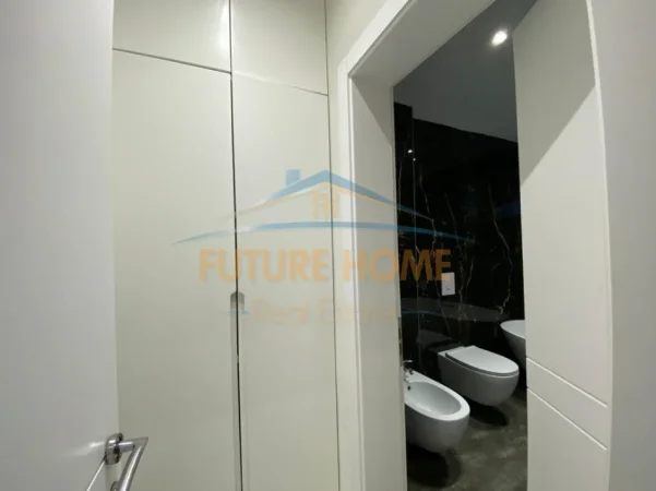 Tirane, shitet apartament 2+1 Kati 6, 110 m² 375.000 € (Prane Stadiumit Dinamo)
