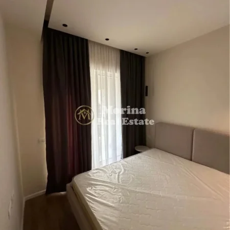 Tirane, jepet me qera apartament 1+1 Kati 7, 55 m² 550 € (Ali Demi, Rezidenca Kaimi)