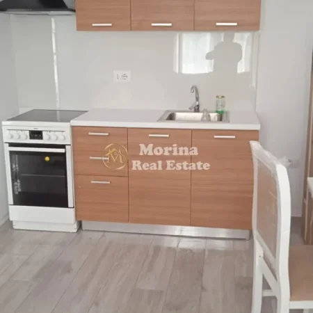 Tirane, jepet me qera apartament 1+1 Kati 5, 60 m² 400 € (Univers City)