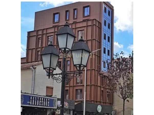 Tirane, shes ambjent biznesi Kati 1, 59 m² 340.000 € (rruga e kavajes)