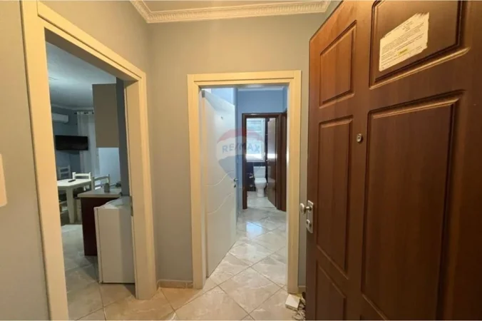 Vlore, shitet apartament 1+1 Kati 2, 65 m² (Rruga Sazani, Vlore)