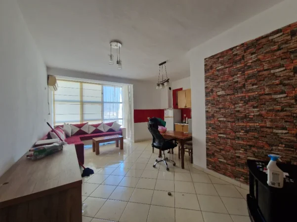 Tirane, jepet me qera apartament 1+1 Kati 6, 71 m² 400 € (Teodor keko)