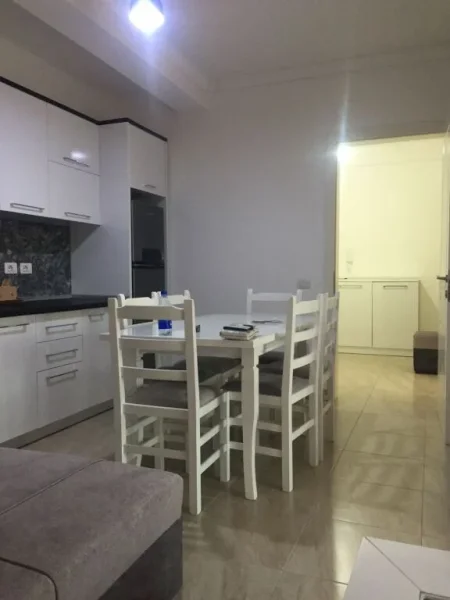 Tirane, jepet me qera apartament 1+1+Parkim, Kati 4, 60 m² 500 € (Green City ASTIR)
