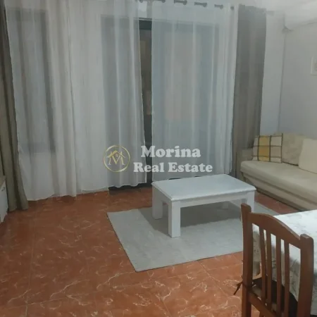 Tirane, jepet me qera apartament 1+1 Kati 3, 60 m² 470 € (Rruga e Elbasanit)