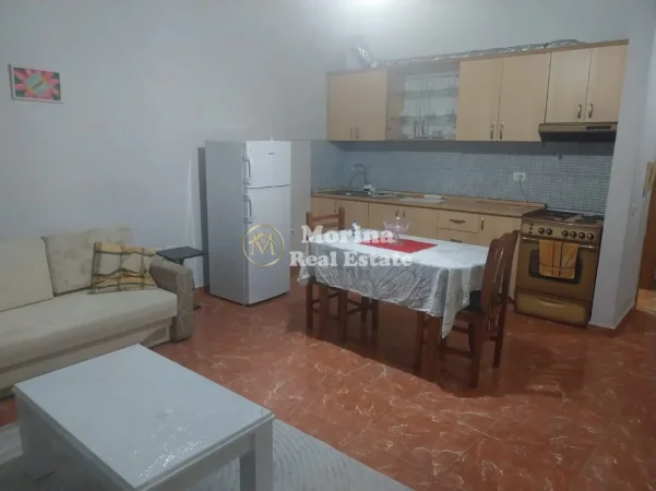 Tirane, jepet me qera apartament 1+1 Kati 3, 60 m² 470 € (Rruga e Elbasanit)