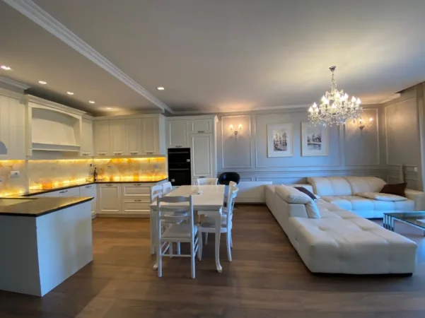 Tirane, jepet me qera apartament 2+1 Kati 8, 123 m² 2500 € (AMBASADOR 3)