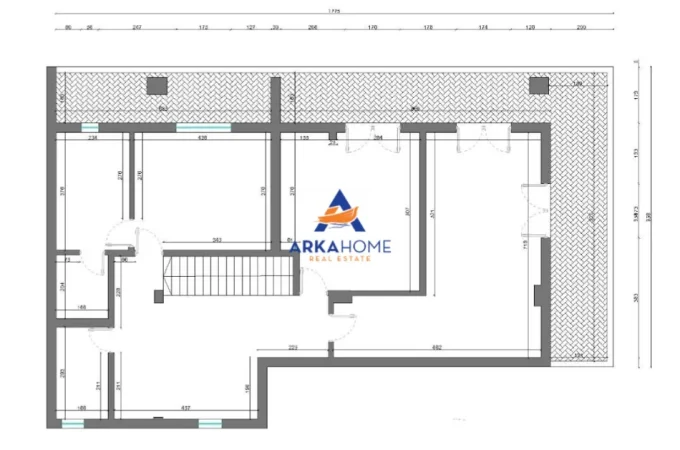 Tirane, jepet me qera ambjent biznesi Kati 5, 400 m² 2.500 € 