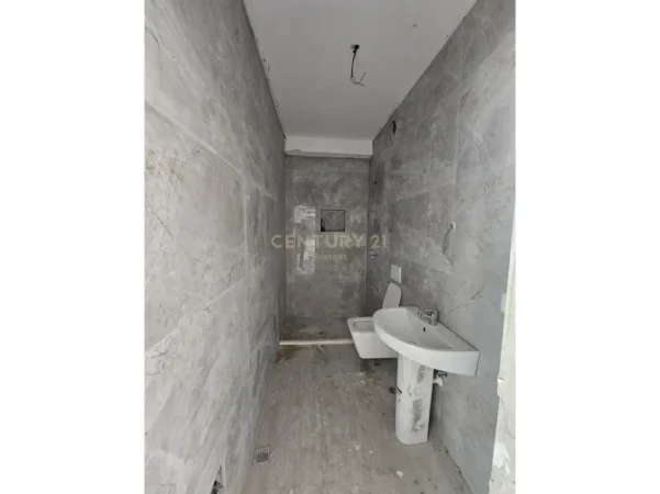 Tirane, shitet apartament 1+1 Kati 7, 63 m² 140.000 € (Zogu i Zi)