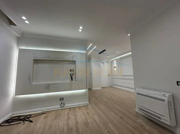 Tirane, shitet apartament 1+1 , 71 m² 140.000 € (unaza e re)