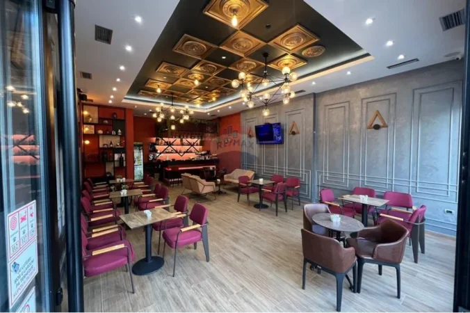Tirane, shes ambjent biznesi Kati 0, 61 m² 100.000 € (fresku) ID: 530581011-2