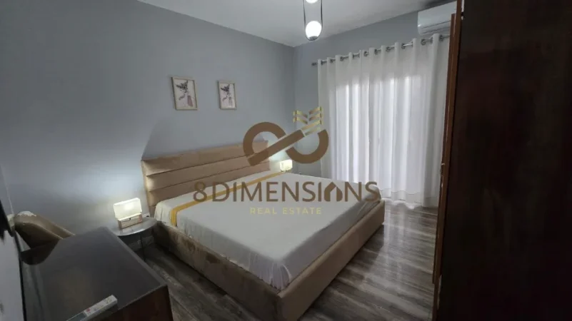 Tirane, jepet me qera apartament 2+1+Ballkon Kati 2, 100 m² 650 € (sauk i ri)