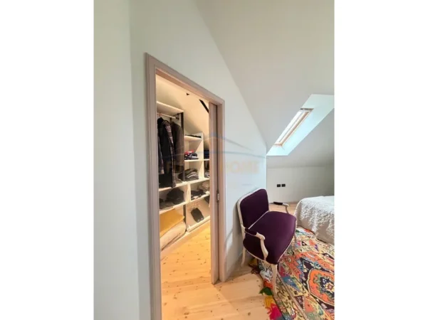 Tirane, shitet apartament 2+1 Kati 5, 311 m² 640.000 € (komuna e parisit)