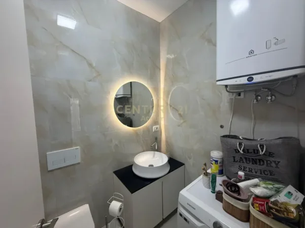Tirane, shitet apartament 2+1 Kati 5, 82 m² 155.000 € (5D Porcelan , prane TV klan)
