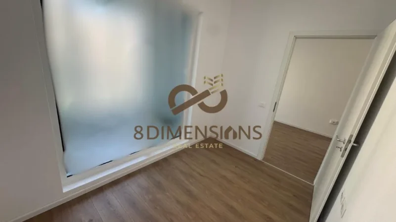 Tirane, jepet me qera apartament 1+1 Kati 8, 42 m² 350 € (ali demi)