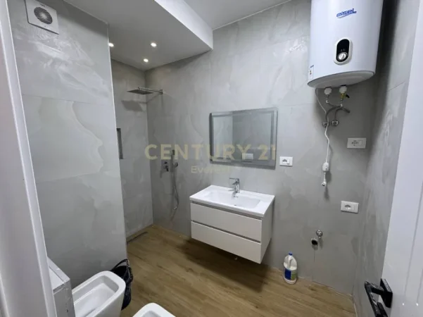 Tirane, shitet apartament 1+1 Kati 1, 64 m² 140.000 € (Don Bosko)