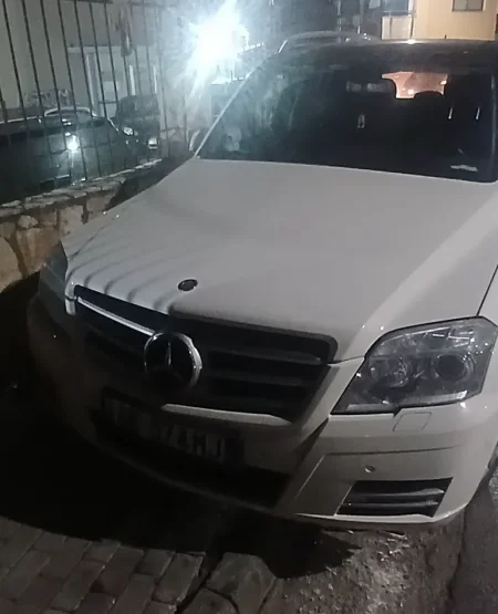 Tirane, shitet makine Mercedes benz glk 220 Nafte, e bardhë tiptronik Klima 210.000 km 11.200 €