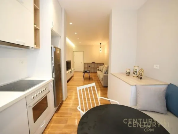 Tirane, jepet me qera apartament 2+1 Kati 2, 78 m² 1.000 € (blloku)