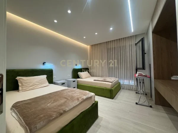 Tirane, shitet apartament 2+1 Kati 1, 122 m² 440.000 € 