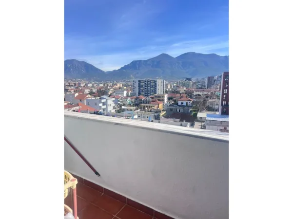 Tirane, jepet me qera apartament 1+1 Kati 8, 66 m² 450 € (5 maji)