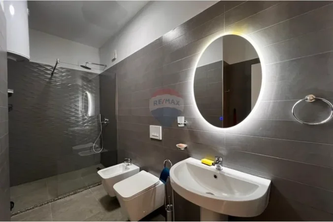 Tirane, jepet me qera apartament , 77 m² 1.001 € (Zogu I zi)