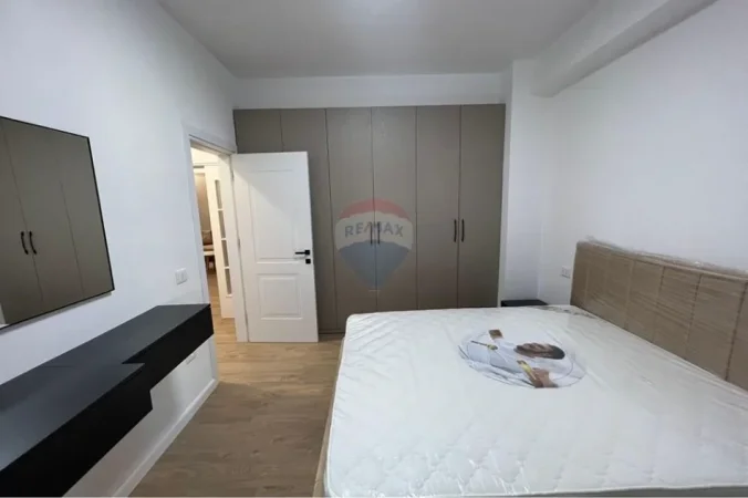 Tirane, jepet me qera apartament , 120 m² 1.201 € 
