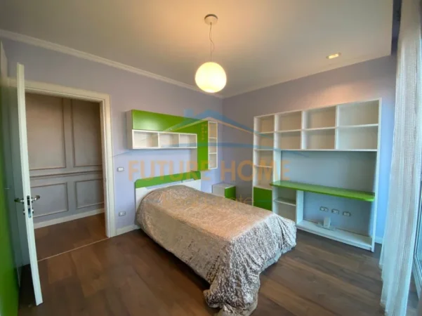 Tirane, jepet me qera apartament 2+1 Kati 8, 3.000 € (stadiumi air albania)