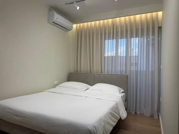 Tirane, shitet apartament 1+1 Kati 4, 65 m² 200.000 € (21 Dhjetori)