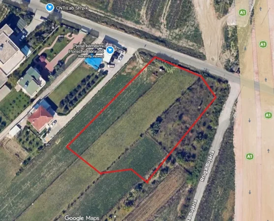 Tirane, shitet toke , 4.100 m² 372.000 € (Vore)