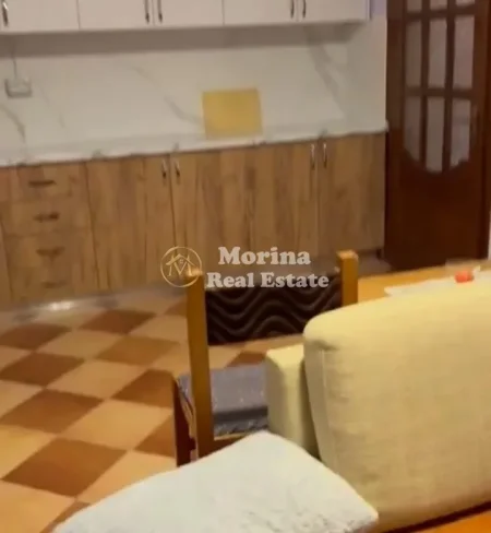 Tirane, jepet me qera apartament 1+1 Kati 1, 77 m² 400 € (Rruga e Dibres)