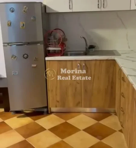 Tirane, jepet me qera apartament 1+1 Kati 1, 77 m² 400 € (Rruga e Dibres)