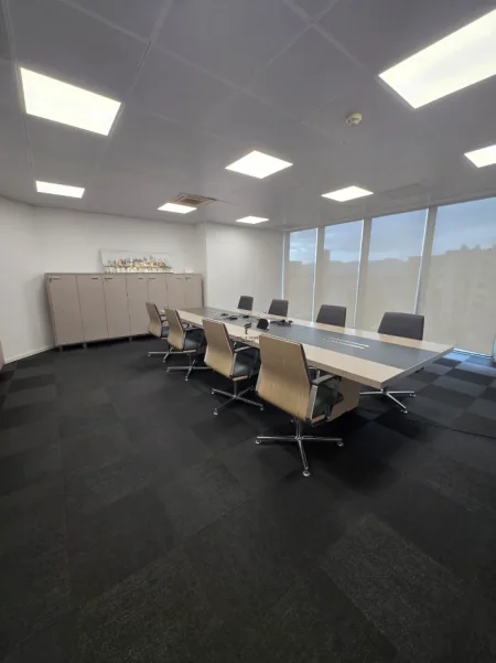 Tirane, jepet me qera zyre Kati 8, 770 m² 17.700 € (ZOGU I ZI)