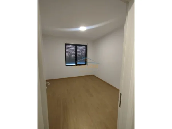 Tirane, jepet me qera apartament 2+1 Kati 1, 102 m² 850 € (Don Bosko)
