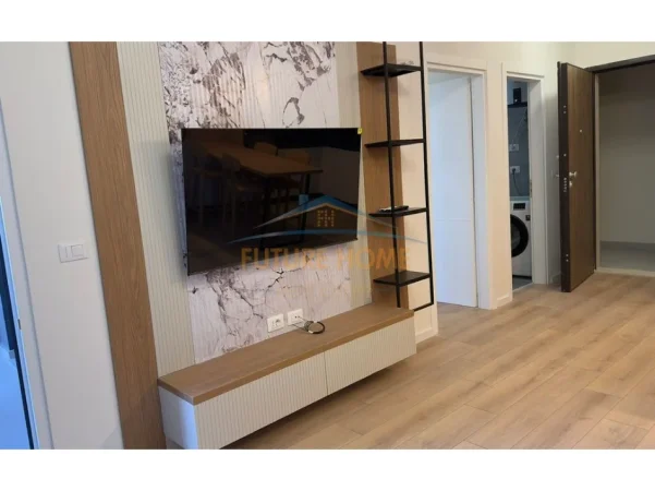 Qera, Apartament 1+1,Komuna Parisit, Tirane. 850 €, PLUS61121