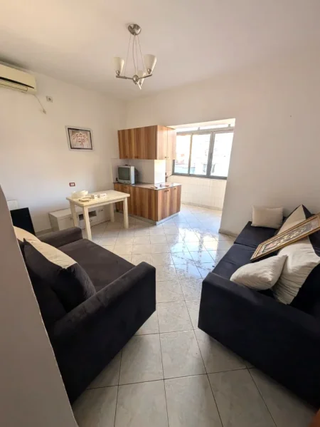 🏠 Jepet me Qera Apartament 2+1 ne Ali Dem ne Fillim tek Fusha 500 € (Ali Dem)