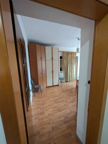 🏠 Jepet me Qera Apartament 2+1 ne Ali Dem ne Fillim tek Fusha 500 € (Ali Dem)