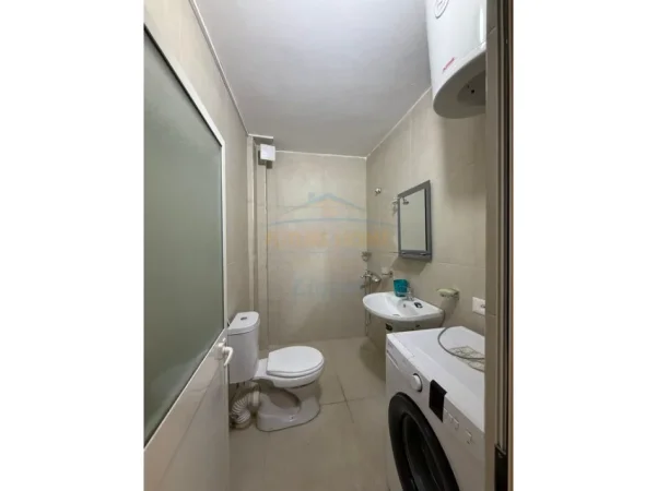 Tirane, jepet me qera apartament duplex Dublex Kati 1, 70 m² (Rruga e Dibres)