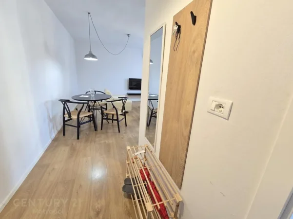 Tirane, jepet me qera apartament 1+1 Kati 5, 65 m² 600 € (Shkolla e Baletit)