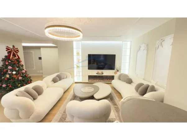 Tirane, shitet apartament luksoz 2+1+2 Poste parkimi, Kati 1, 116 m² (Rruga e Bogdanëve)