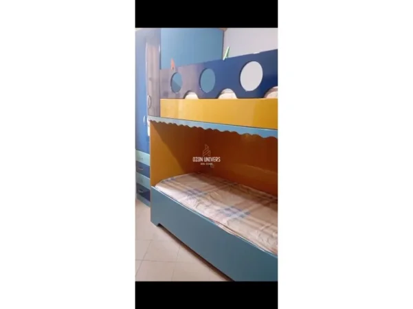 Tirane, jepet me qera apartament 2+1+Ballkon Kati 2, 85 m² 450 € (yzberisht)