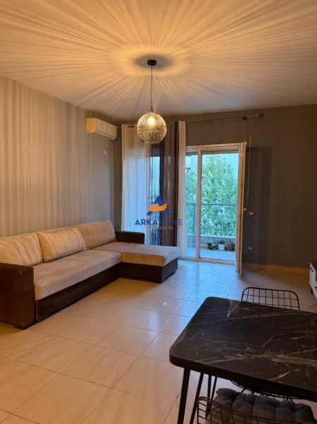 Tirane, shitet apartament 2+1+Ballkon Kati 3, 106 m² 233.000 € 