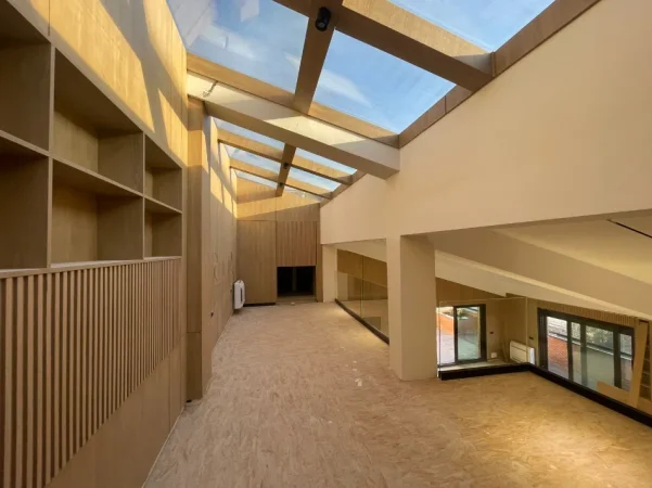 Tirane, jepet me qera Vile , 455 m² 6.000 € (Selite)