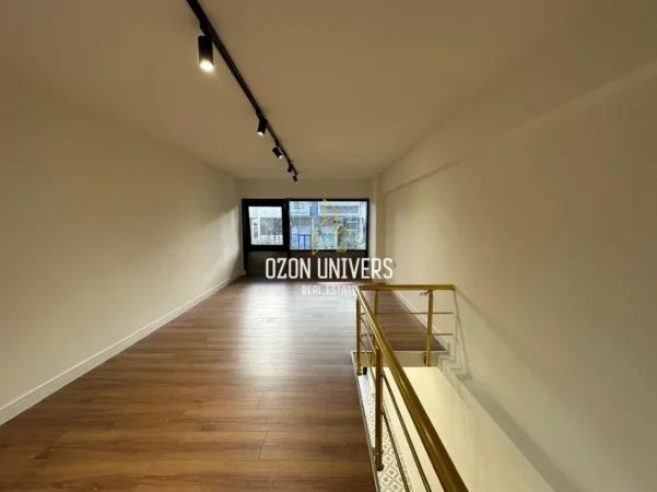 Tirane, jepet me qera ambjent biznesi Kati 0, 35 m² 500 € (Golden Park 3)